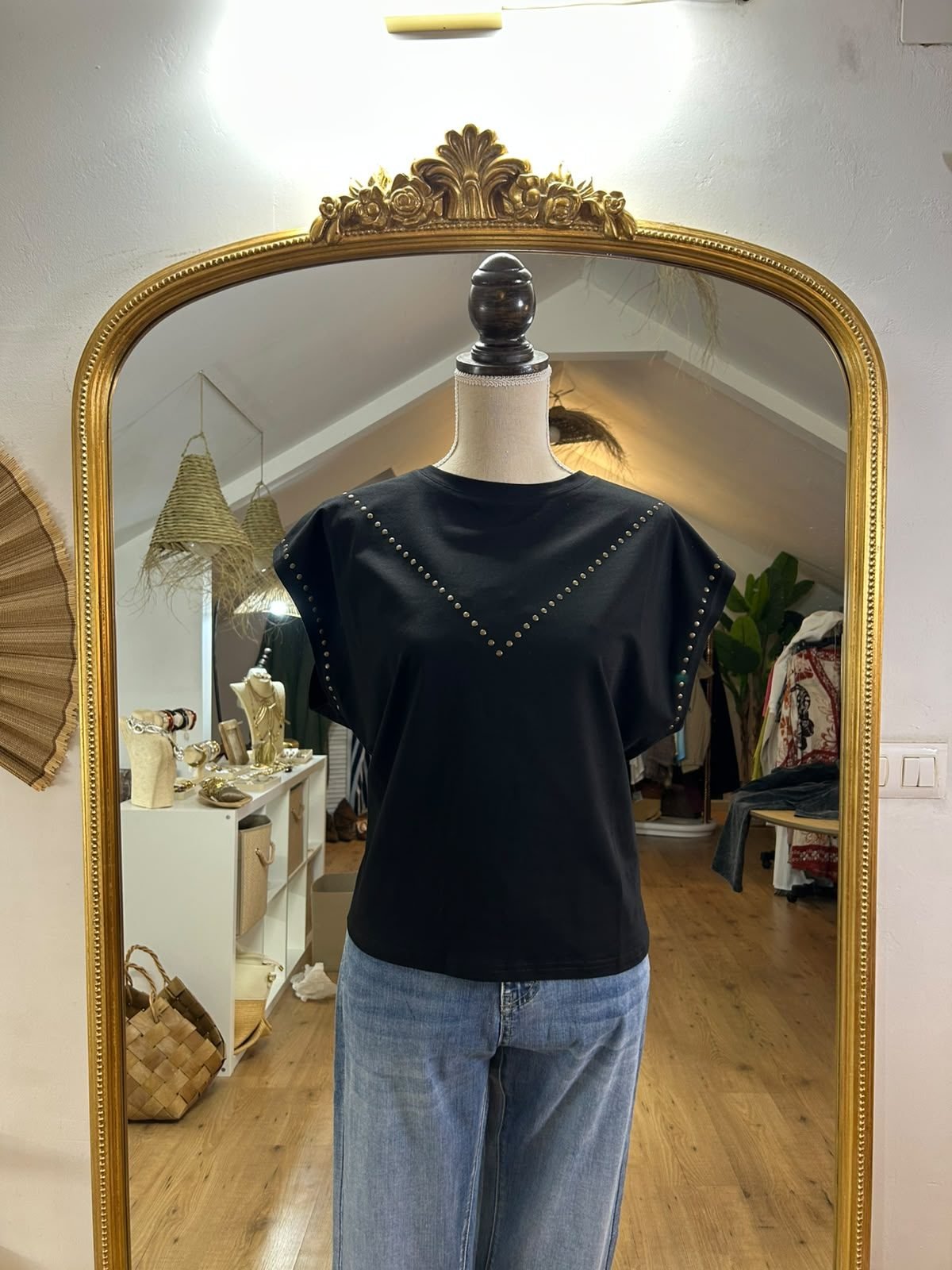 Camiseta con Tachuelas - foto 3