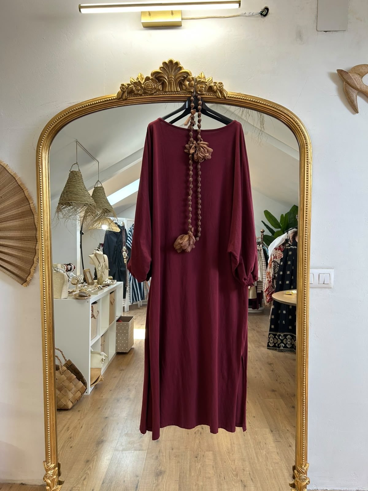 Vestido burdeos